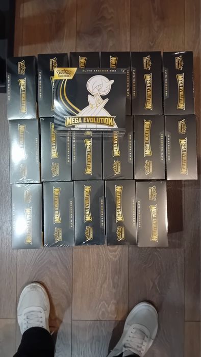 2025 Pokemon mega evolution / blisters