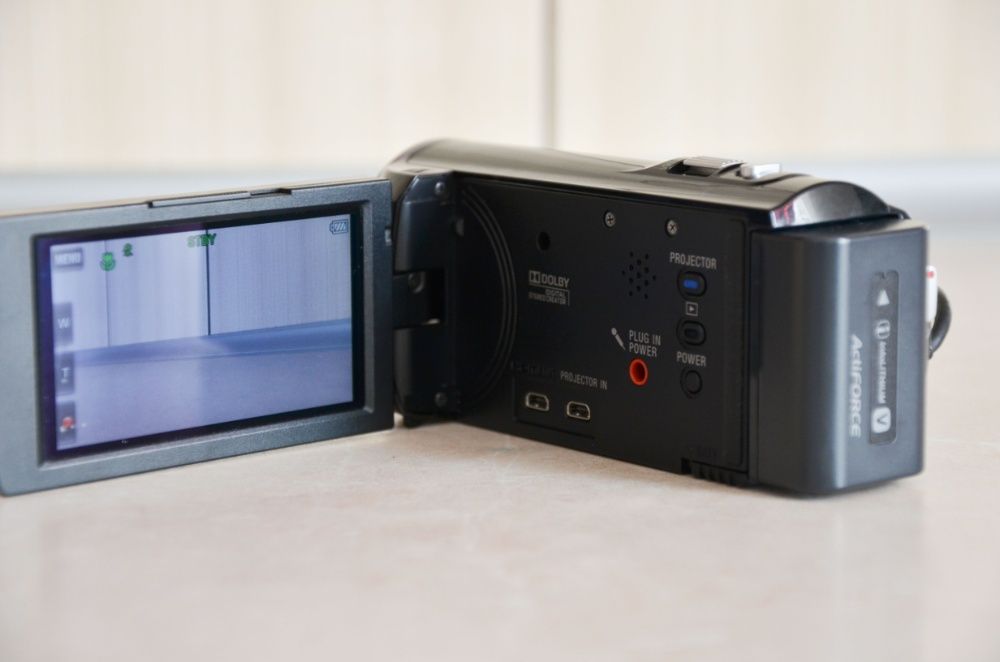 Видеокамера Sony hdr-pj320e