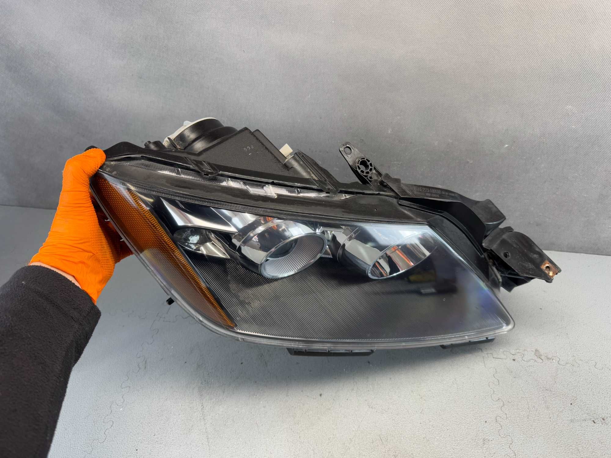 Mazda CX-7 CX7 Lampa Przednia Xenon Prawa Europa Kompletna Stan BDB