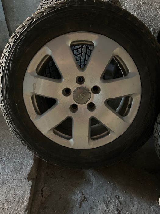 Оригінал колеса Audi Q7 r18