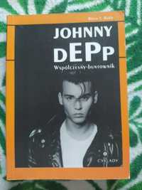 Johnny Depp współczesny buntownik - Brian J. Robb