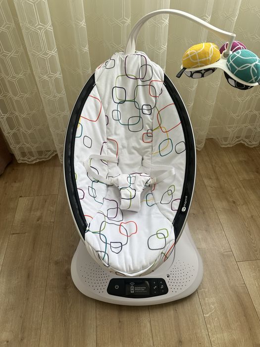 Крісло-гойдалка 4MOMS