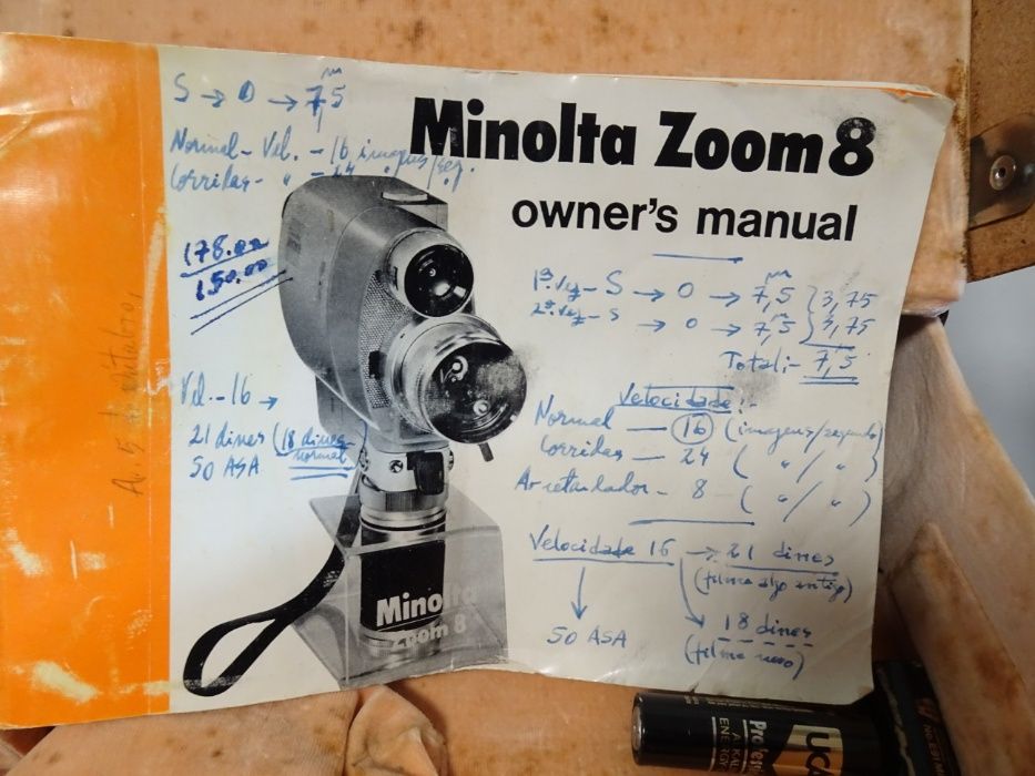 Maquina filmar vintage, Minolta, zoom 8, com mala couro