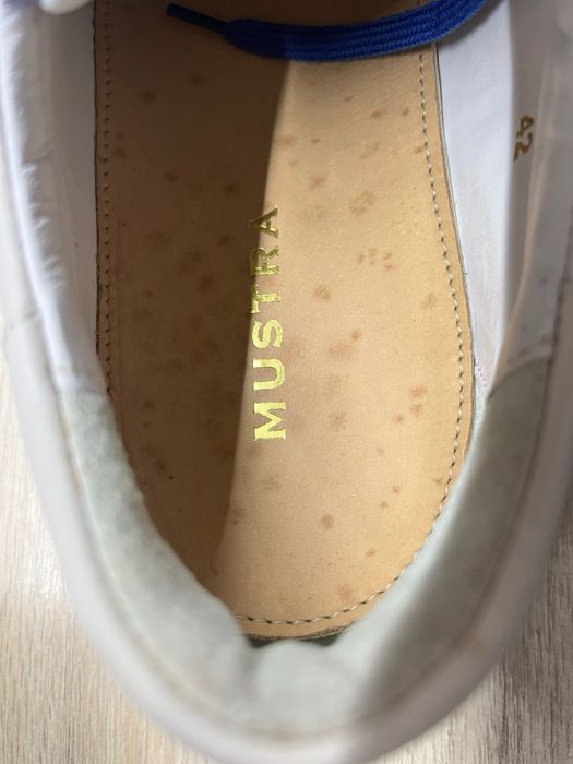 Tenis Branco Mustra novo