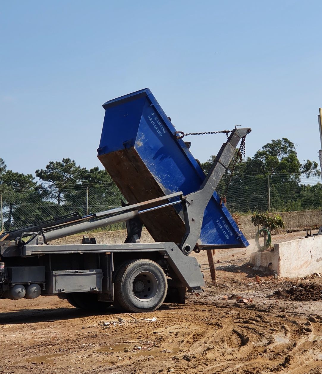 ALMADA SEIXAL e SESIMBRA contentores p/recolha e transporte de entulho