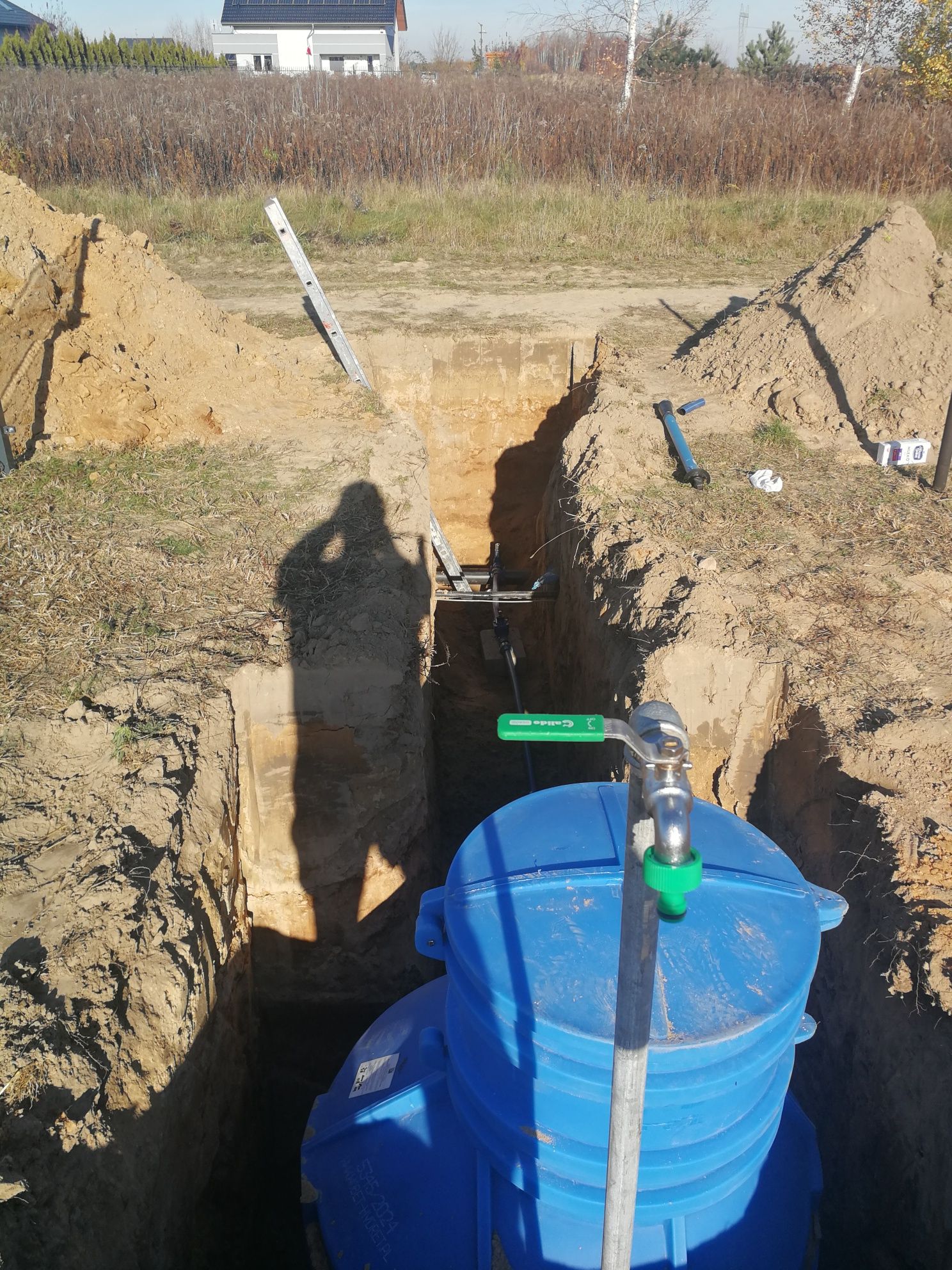 Usługi koparko ładowarka. Prace ziemne. Wyburzanie