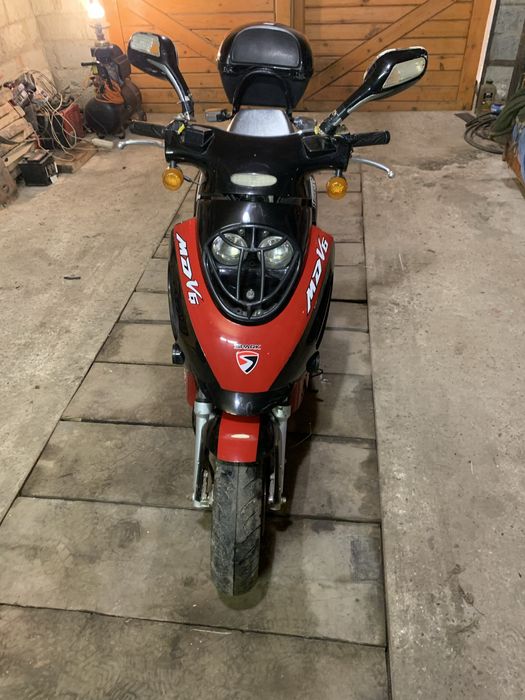 Продам скутер 80 кубів