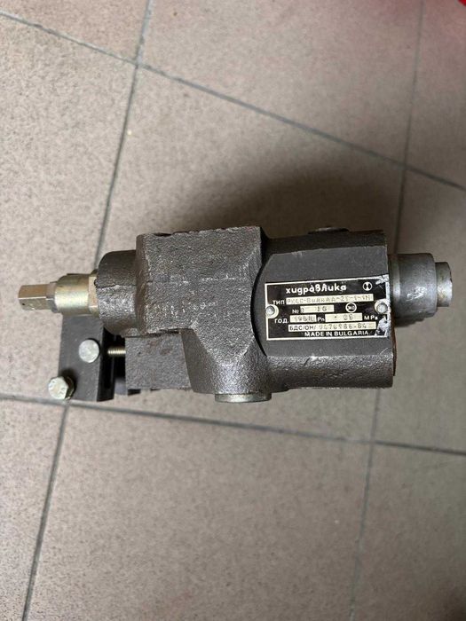 Rozdzielacz hydrauliczny wózek widłowy Bułgar NOWY monoblok R11