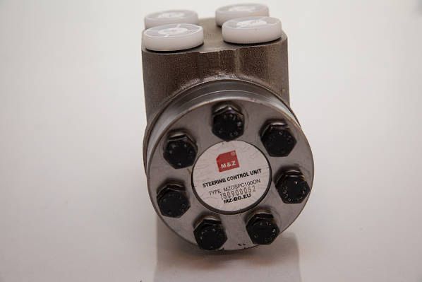 Насос Дозатор M&Z 85/100/160/200/400 трактор комбайн МТЗ ЮМЗ Т-150 ХТЗ