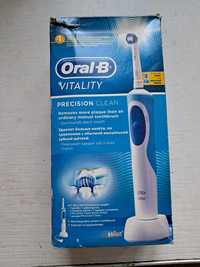 Зубна щітка Oral-B VITALITY