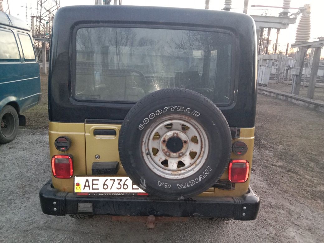 Продам внедорожник Азия Рокста