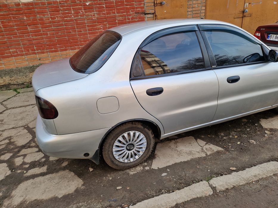 Авто в хорршому стані газ бензин