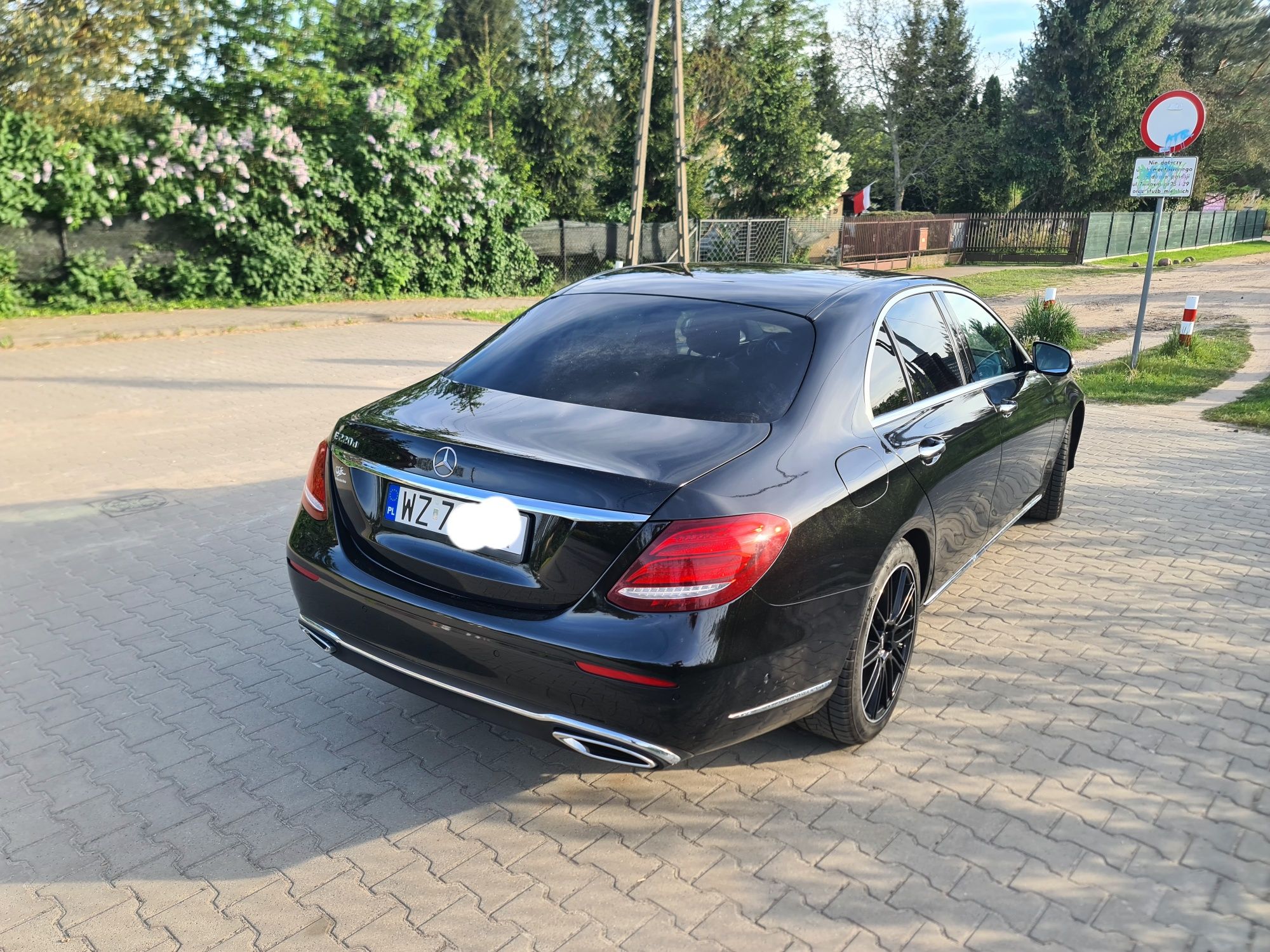 Mercedes w213 sedan E-class klasa. 220d 2.0 194KM