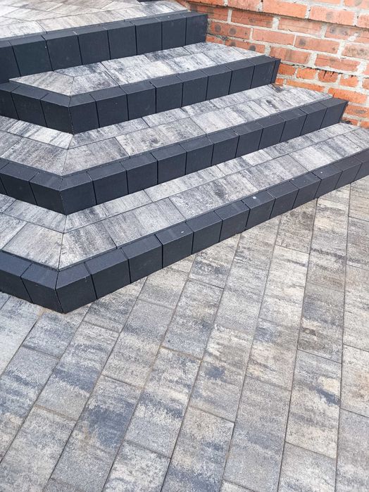 Układanie kostki brukowej