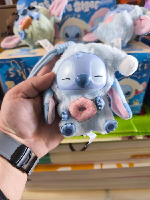 Іграшка Стіч Stitch брелок сюрприз в оригінальній коробці оптом