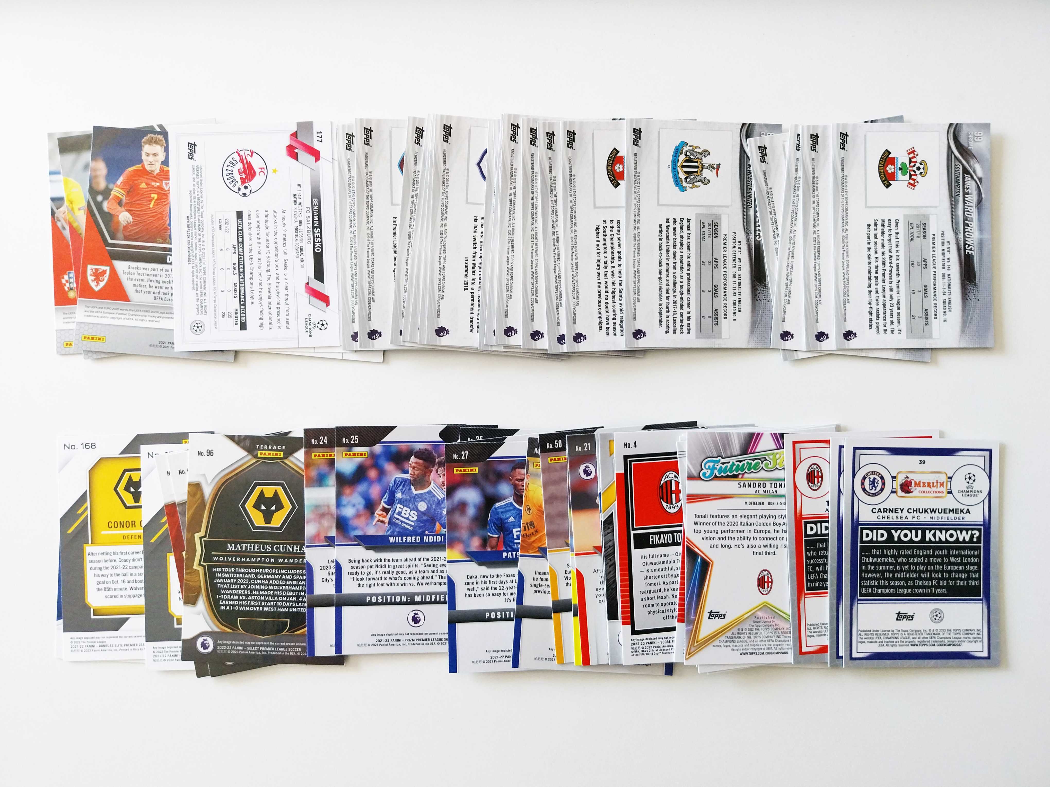 57 cards FUTEBOL colecções Panini & Topps | lote mosaic score prizm