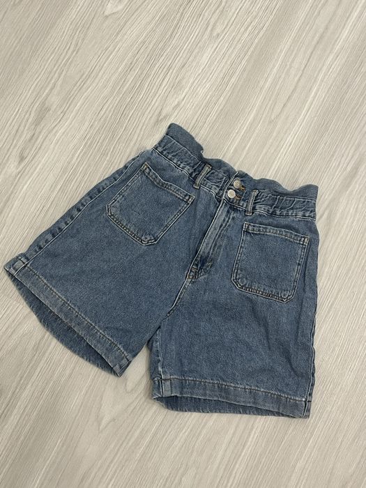 женские джинсовые шорты pull&bear