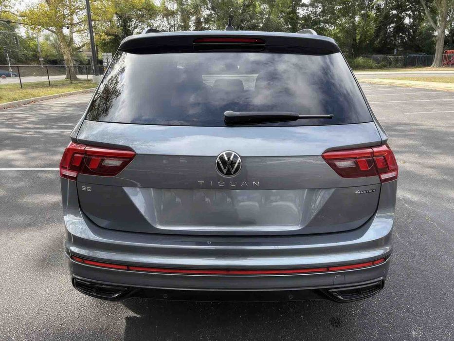 Volkswagen Tiguan SE R-Line Black 4Motion      2022
