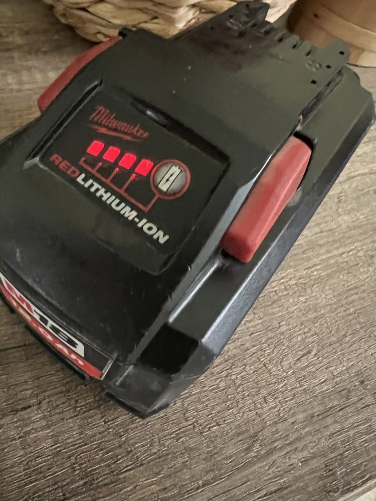 Akumulator bateria milwakuee m18 12ah