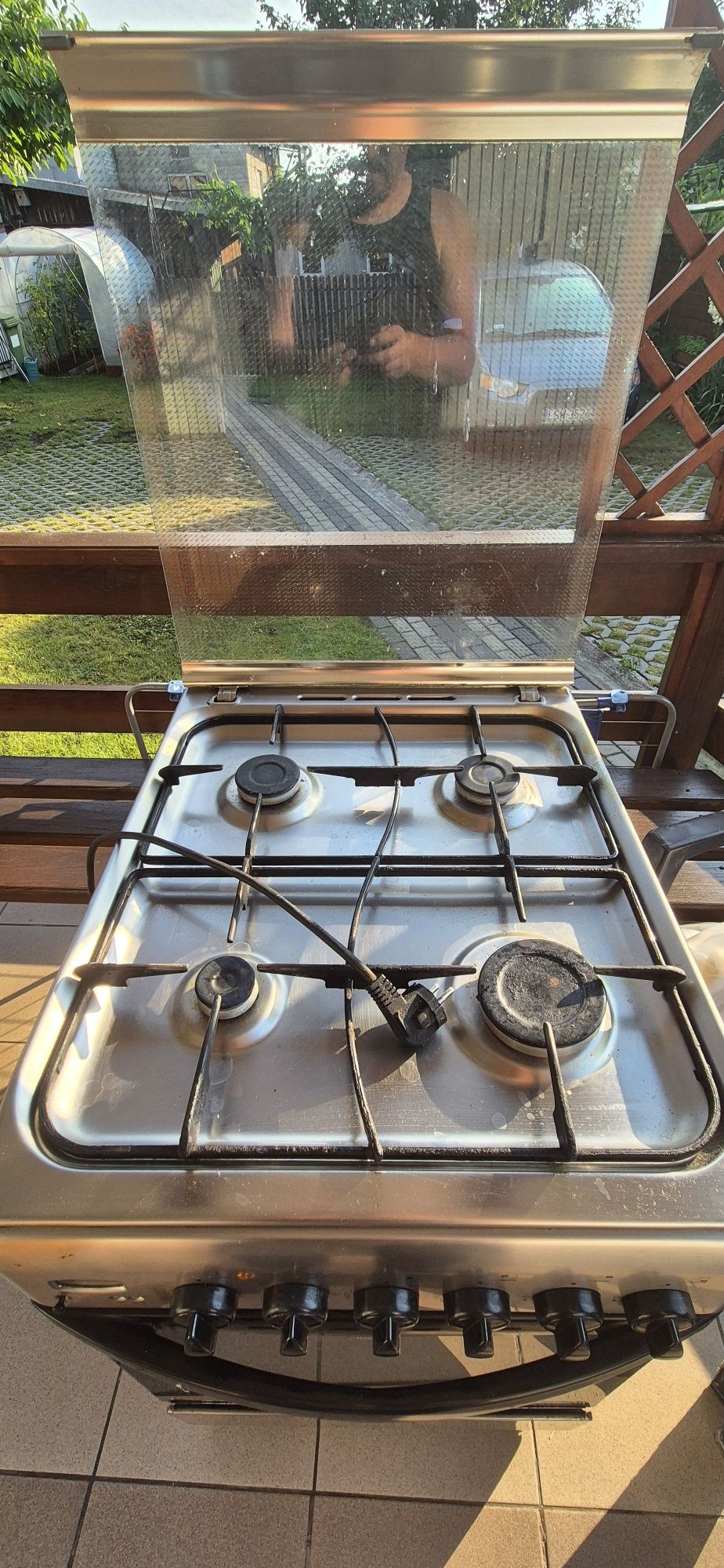 Kuchenka gazowo elektryczna INDESIT