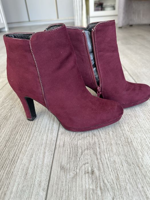 Piękne botki na obcasie