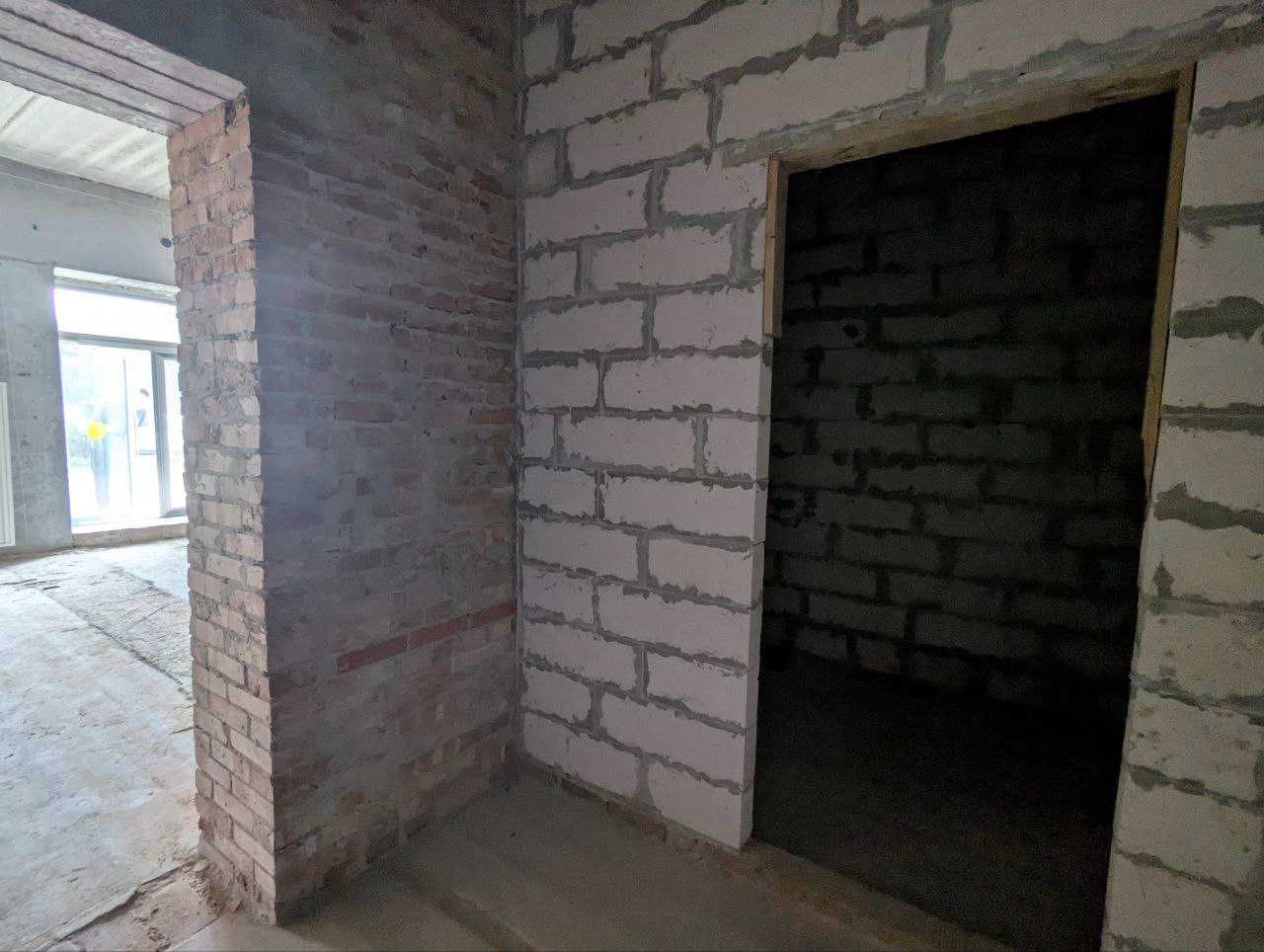 Оренда в новому  будинку бізнес класу. Перша лінія.