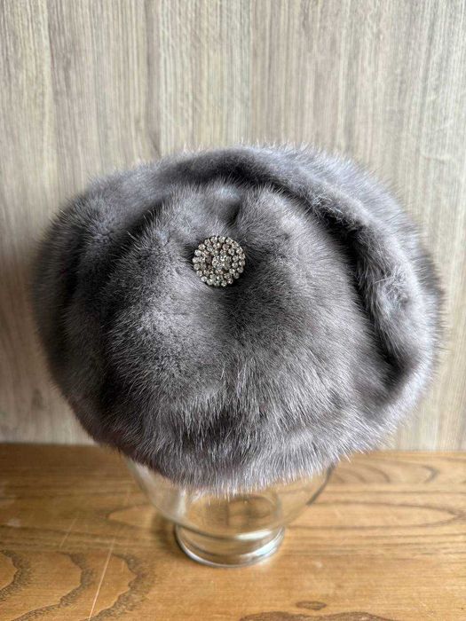 берет норковый (цвет жемчужно серый)