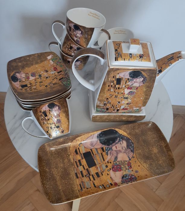 Serwis kawowy Gustav Klimt pocaunek 14 elementów

Serwis do kawy Gusta