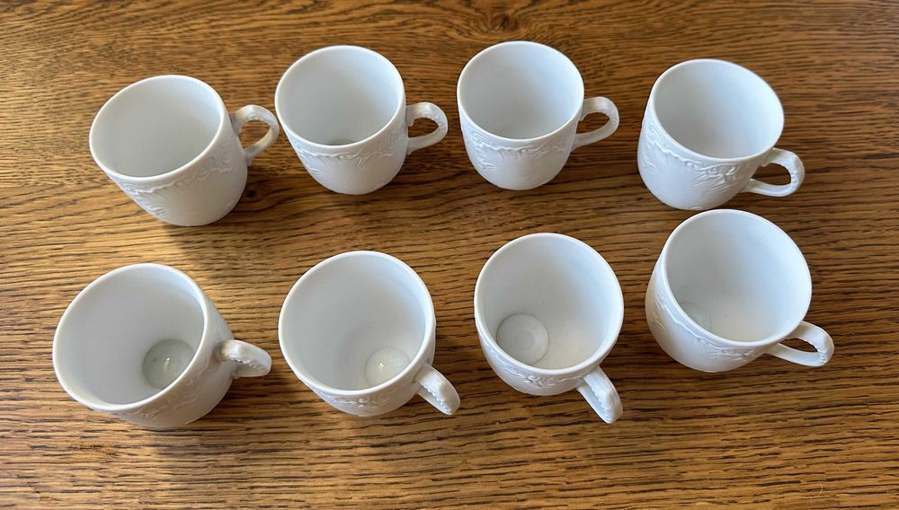 Filiżanki porcelana - 8 sztuk