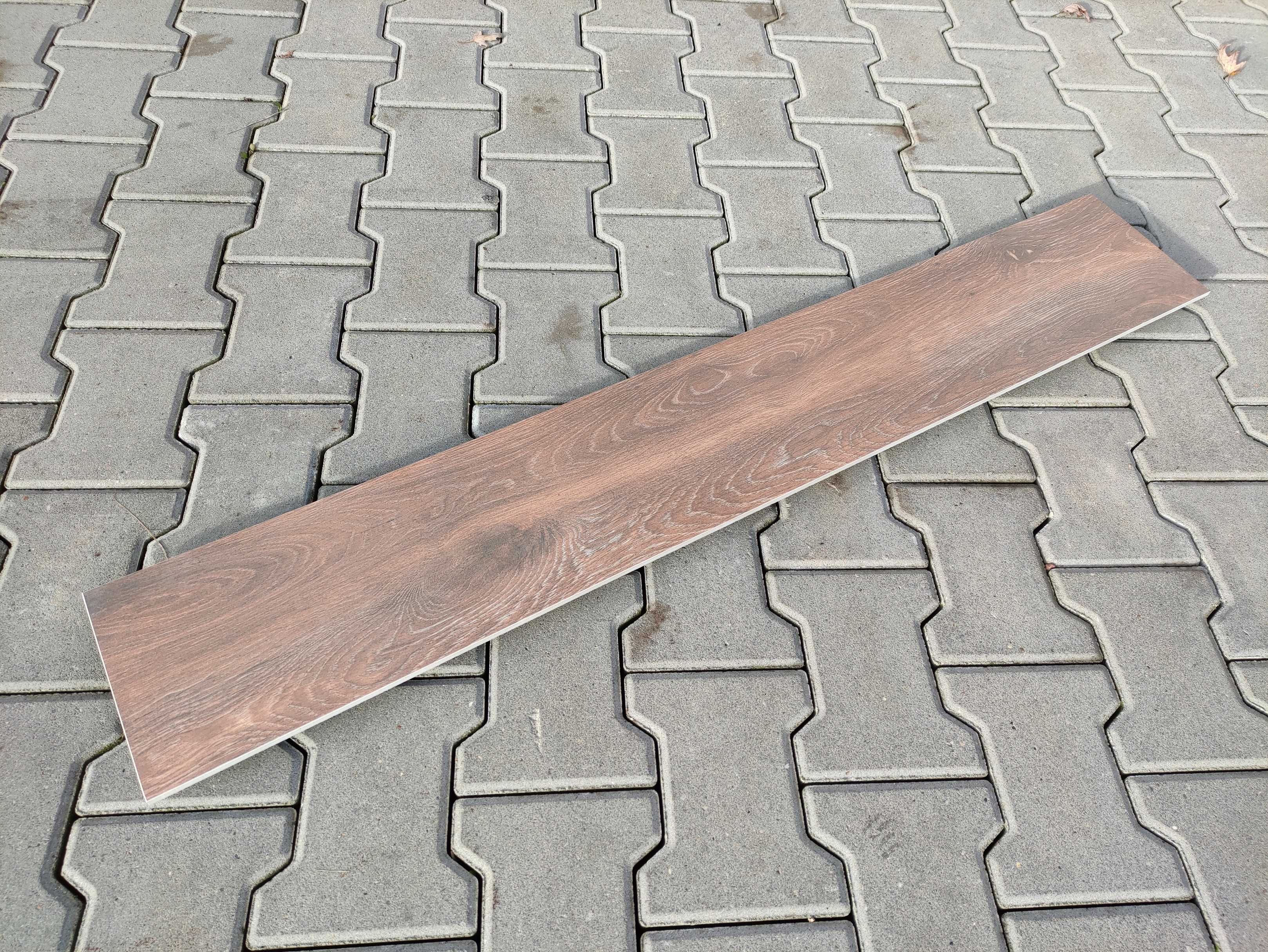Płytki podłogowe Gres szkliwiony mat Piemont Brown 1202x193x8 Gat.1