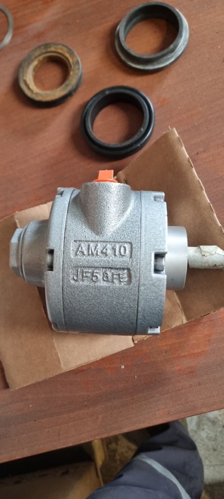 Silnik pneumatyczny GAST smarowany, TYP AM410 JF58FE