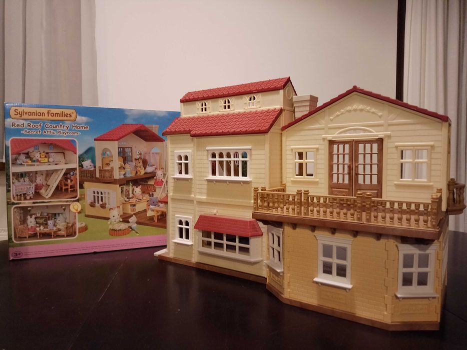Sylvanian Families, 5708; miejski domek + wyposażenie