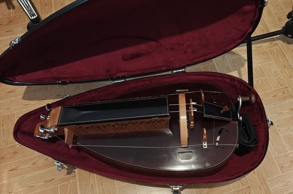 Zanfona / Hurdy-Gurdy