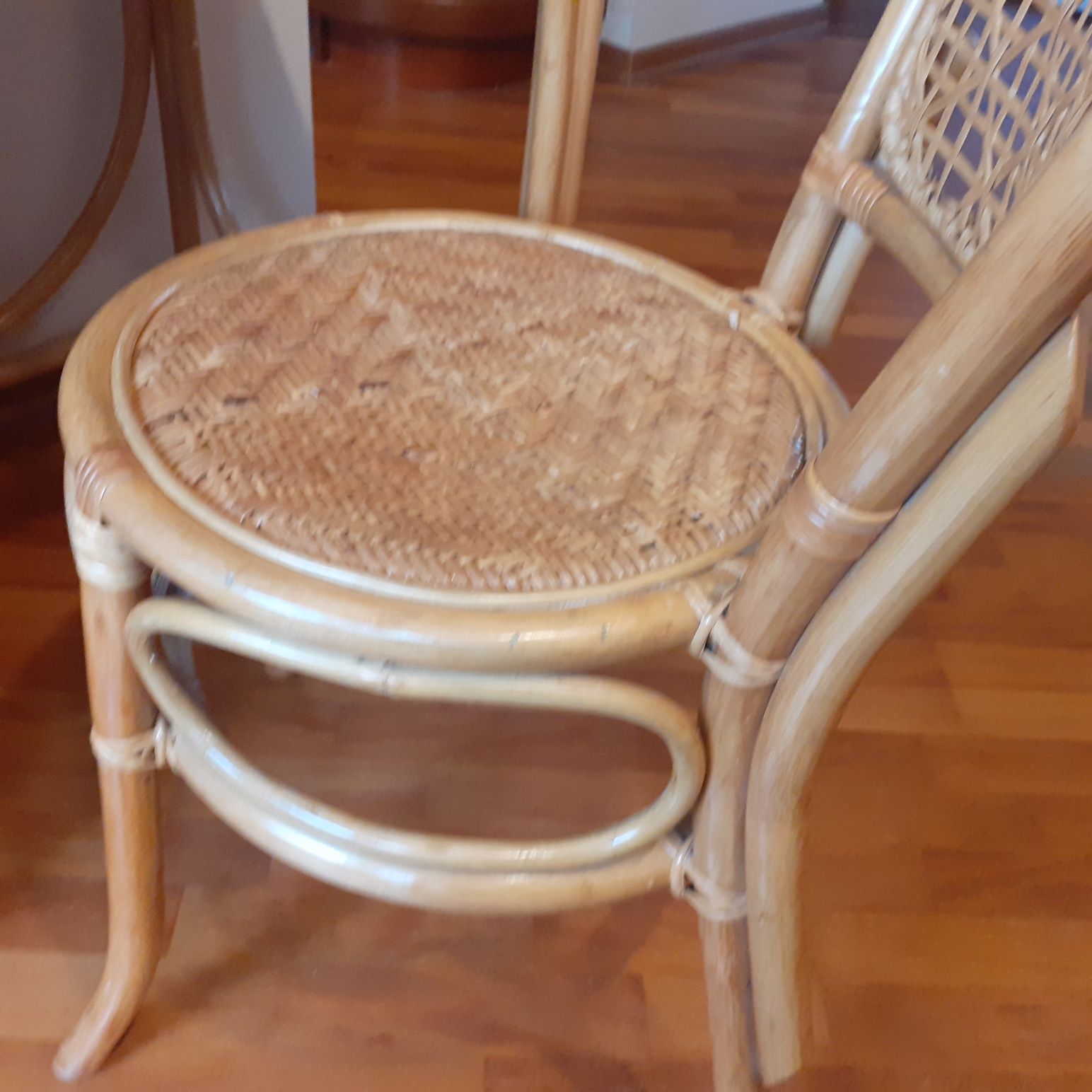 Biurko i krzesło rattanowe rustykalne, stare, zabytkowe, vintage