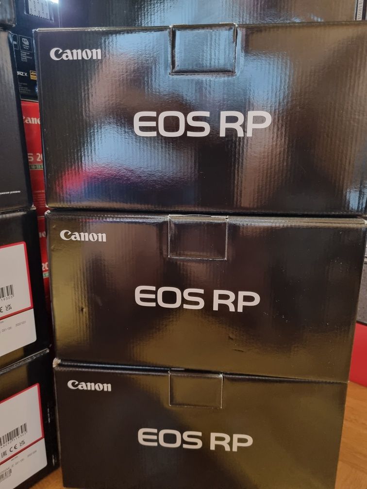 Фотоаппарат Canon EOS RP body black Нові! В Наявності!