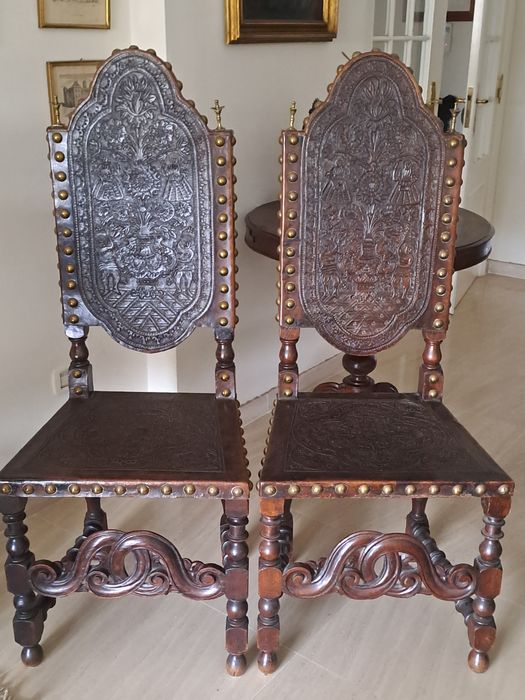 Cadeiras Dom Manuel em pele