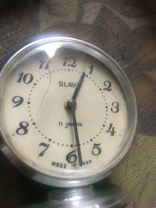 Часы слава бу кому цикаво пришить