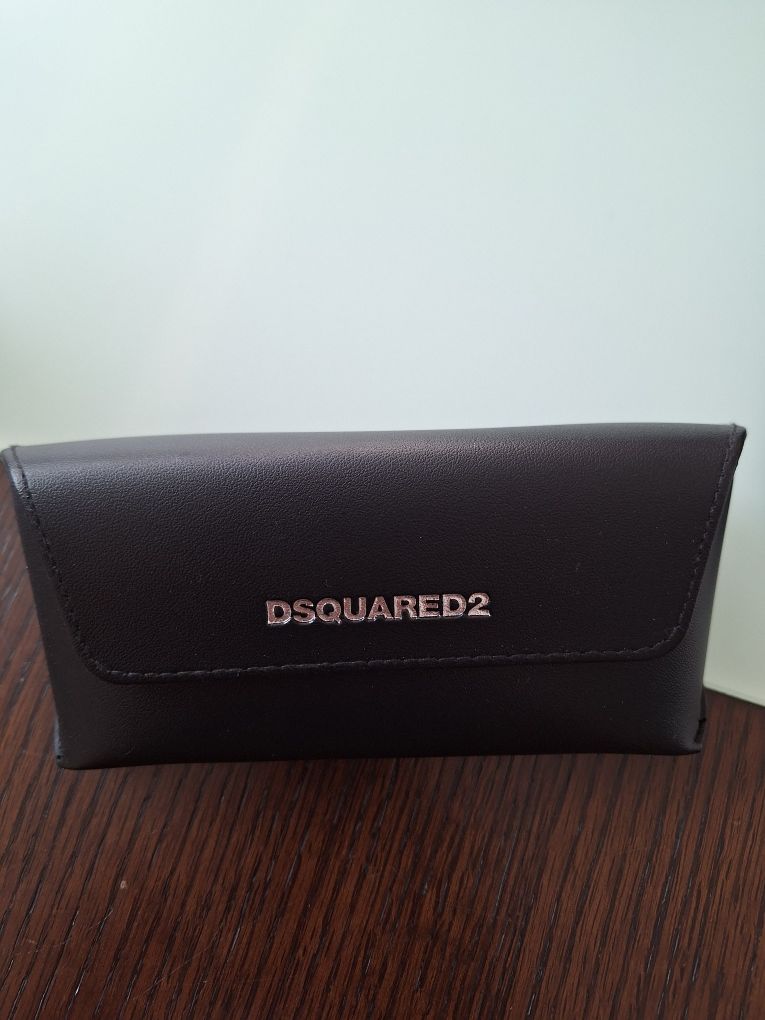 DSQUARED2 etui na okulary Dsquared2