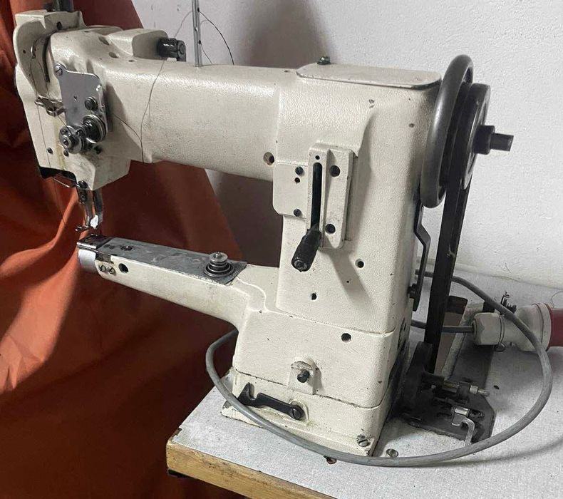 Maszyna do szycia PFAFF 335