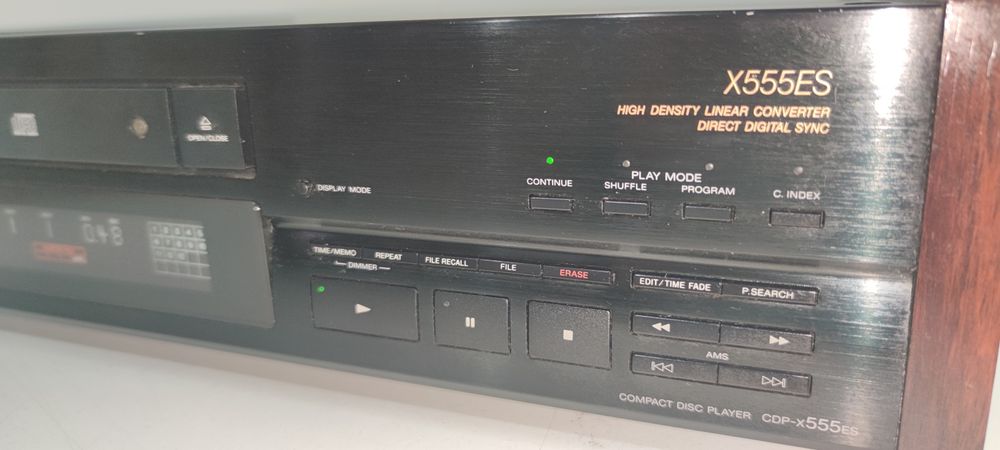 SONY CDP-X555ES CD Player Conversor Linear de Alta Densidade VINTAGE
