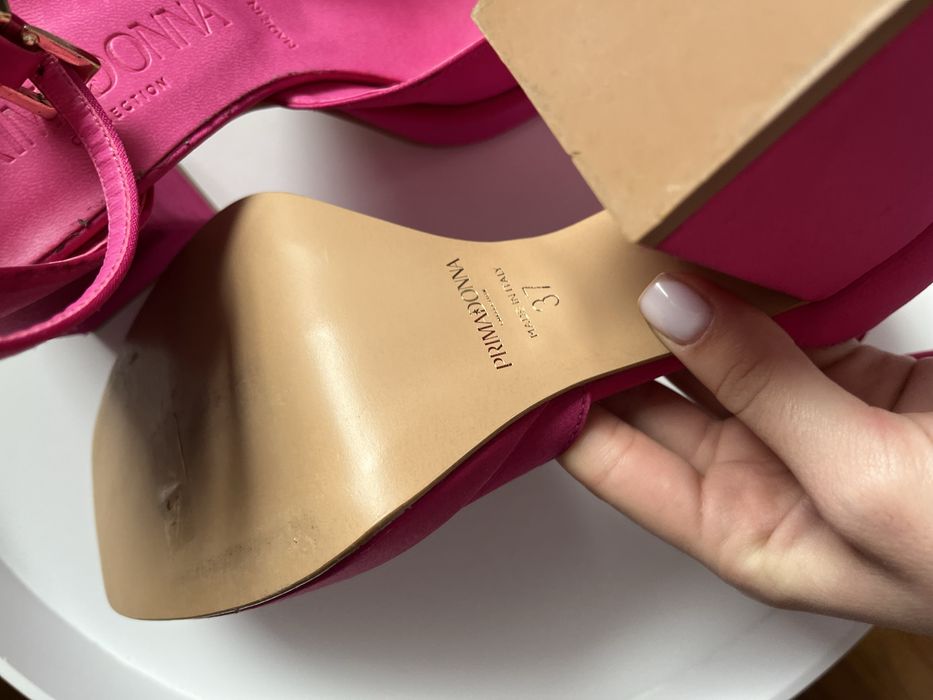 Нові Атласні туфлі PrimmaDonna made in Italy