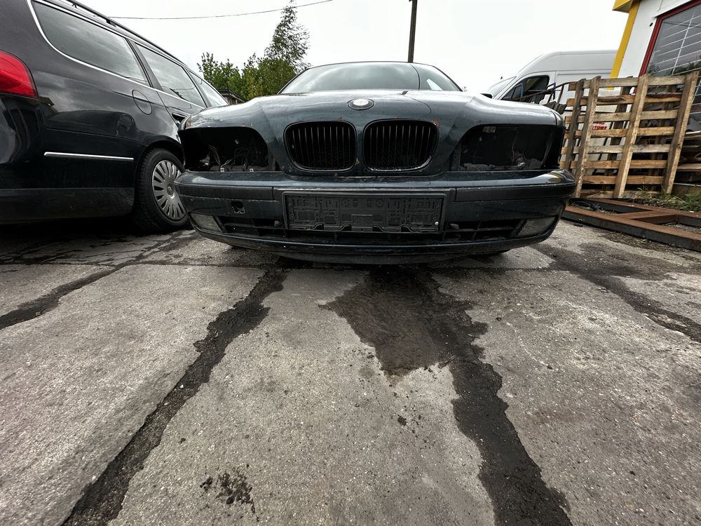 Zderzak przód BMW E39 oxfordgrun metallic Sedan Zderzak przedni