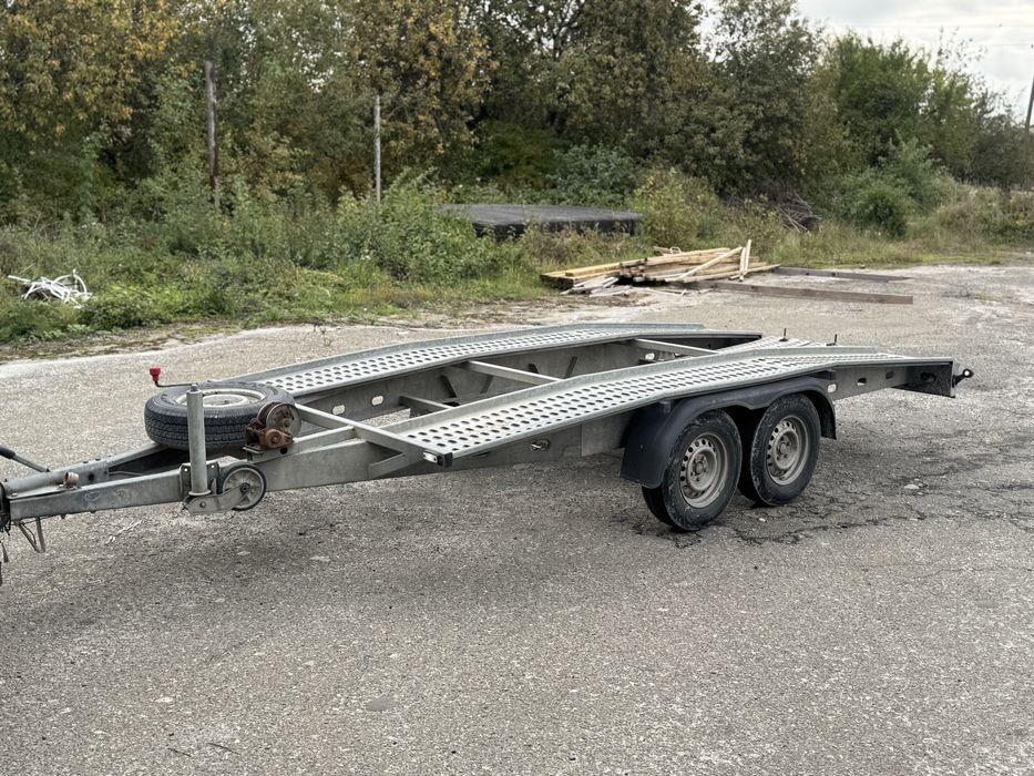 Продам лафет WEEKEND W3 2500 повна маса