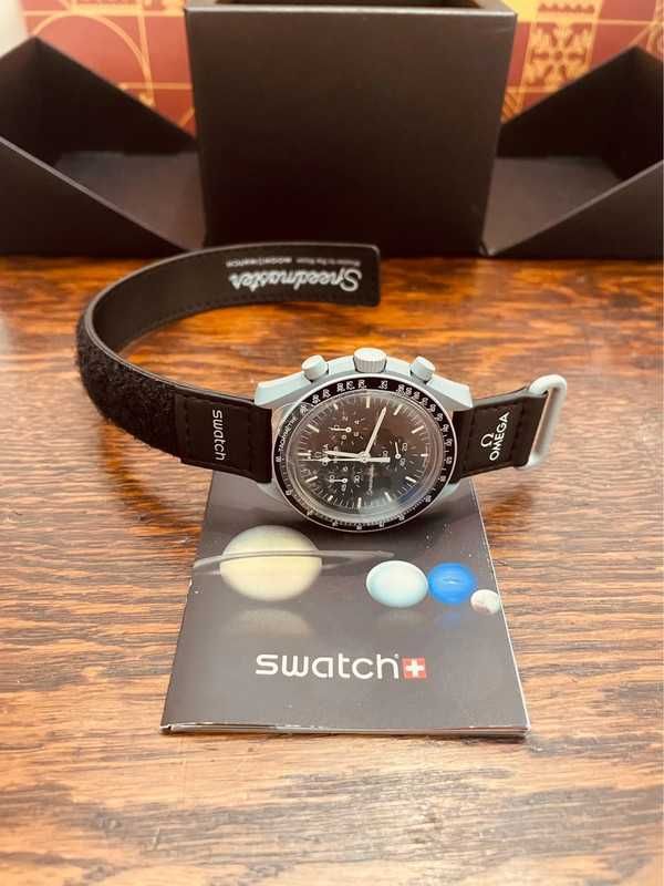 Omega x Swatch - MoonSwatch Mission To the Moon SO33M100