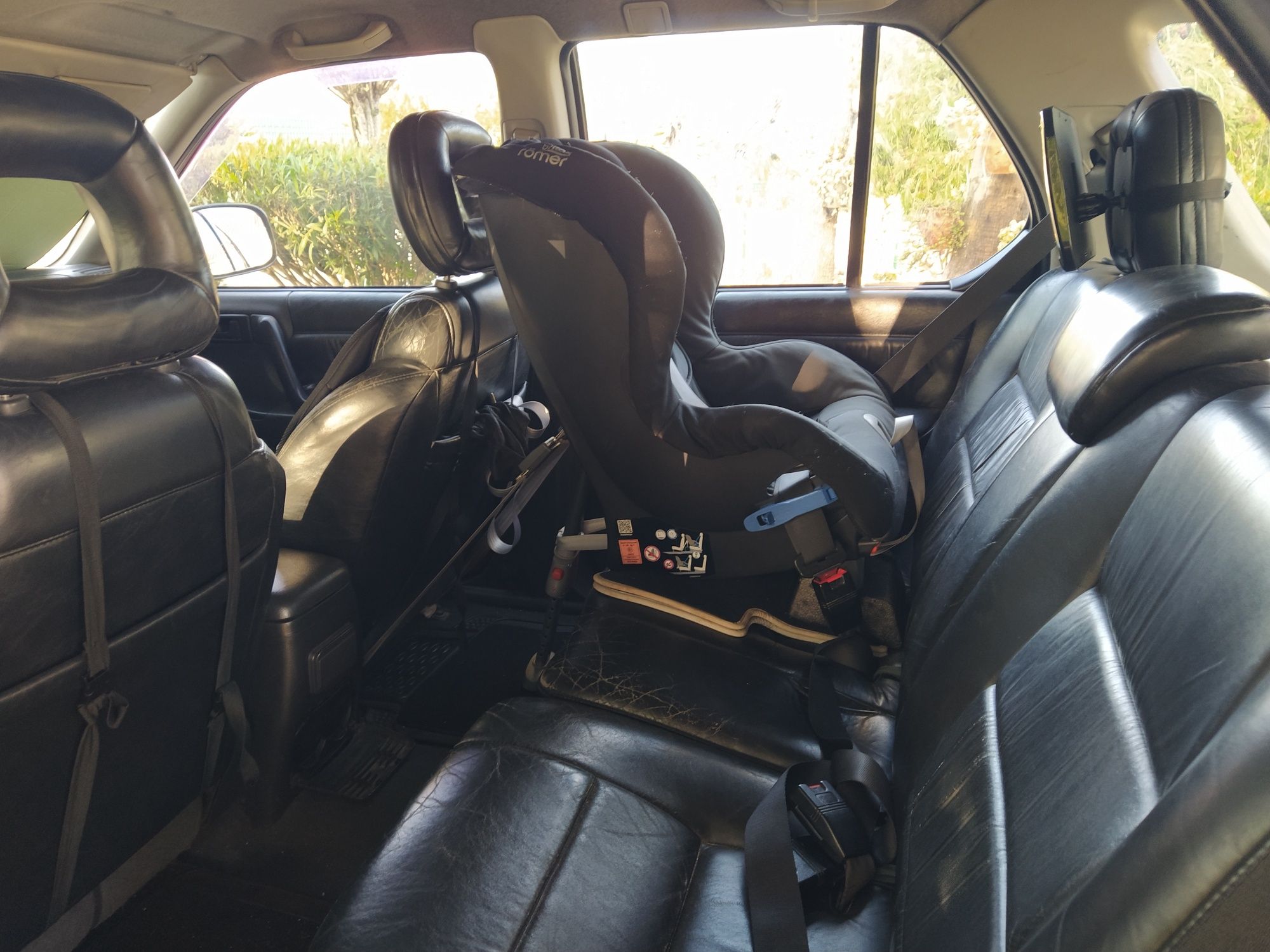 Jipe Opel Frontera