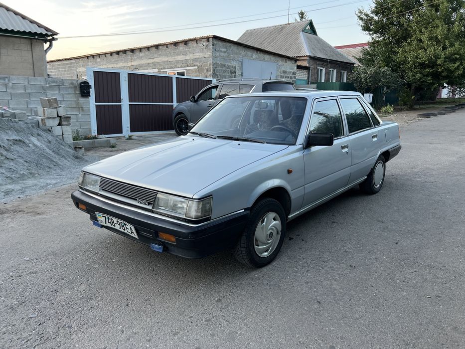 Toyota camri 1986 год