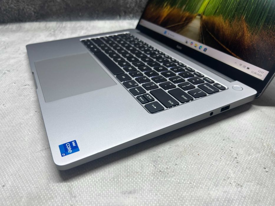 Xiaomi RedmiBook Pro 14 / i7 1165G7 4.7GHz / 16GB DDR4 / 512SSD /14QHD