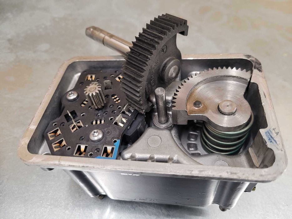Zestaw Naprawczy Sterownika Turbiny JCB Aktuator Turbo John Deere JCB