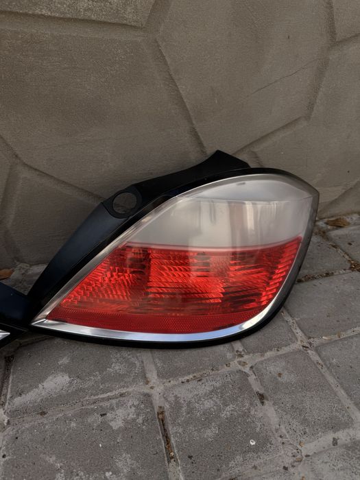 Стоп фанарь ліхтар opel Astra H