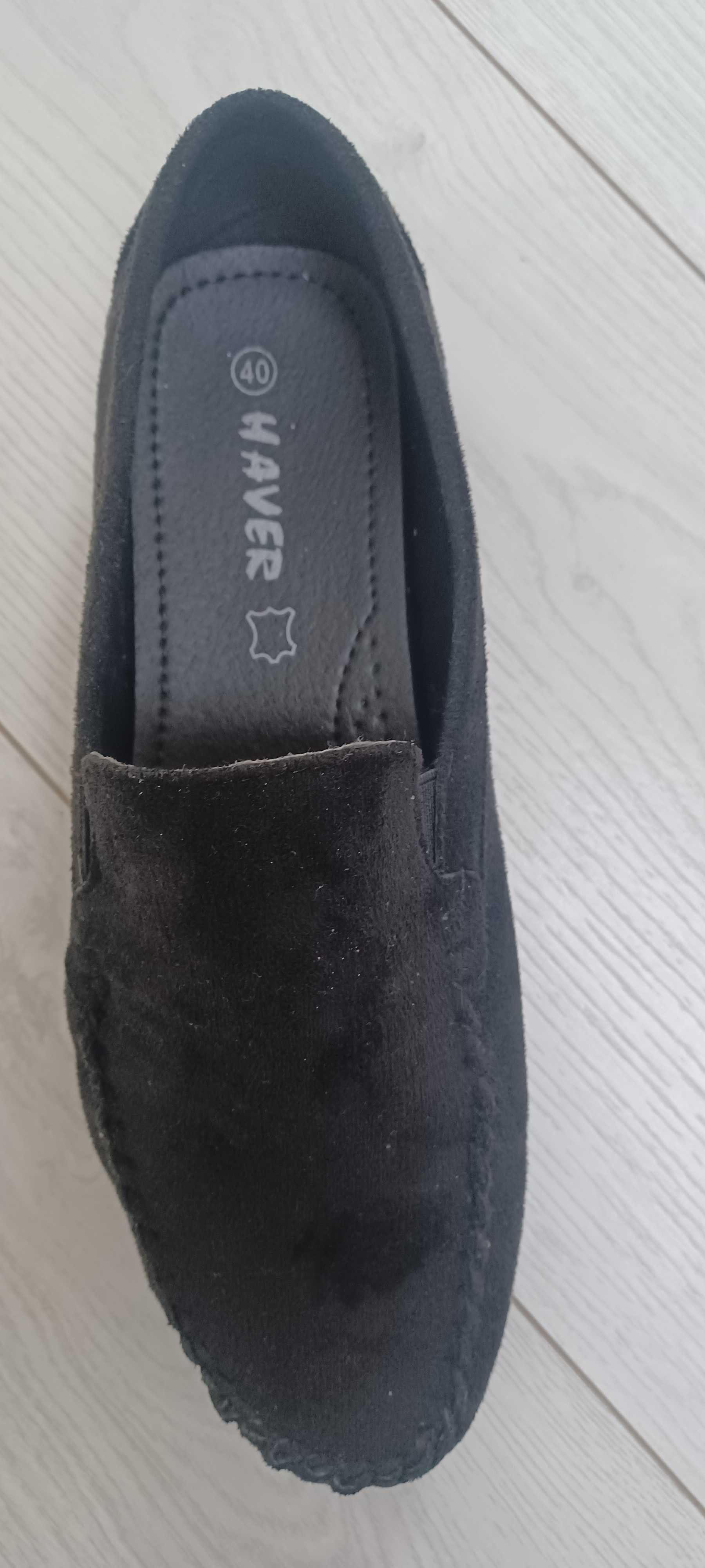 Buty zamszowe czarne r. 40